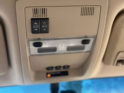 Used 2007 Chevrolet Avalanche LTZ w/ LTZ Preferred Equipment Group RWD image 20