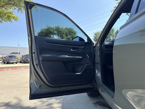 Used 2026 Honda CR-V TrailSport image 11