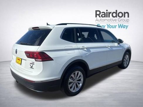 Used 2018 Volkswagen Tiguan SE w/ Panoramic Sunroof Package AWD/4WD image 5