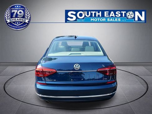Used 2018 Volkswagen Passat 2.0T SE w/ SE Lighting Package FWD image 4