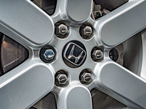 Used 2024 Honda Prologue EX image 11