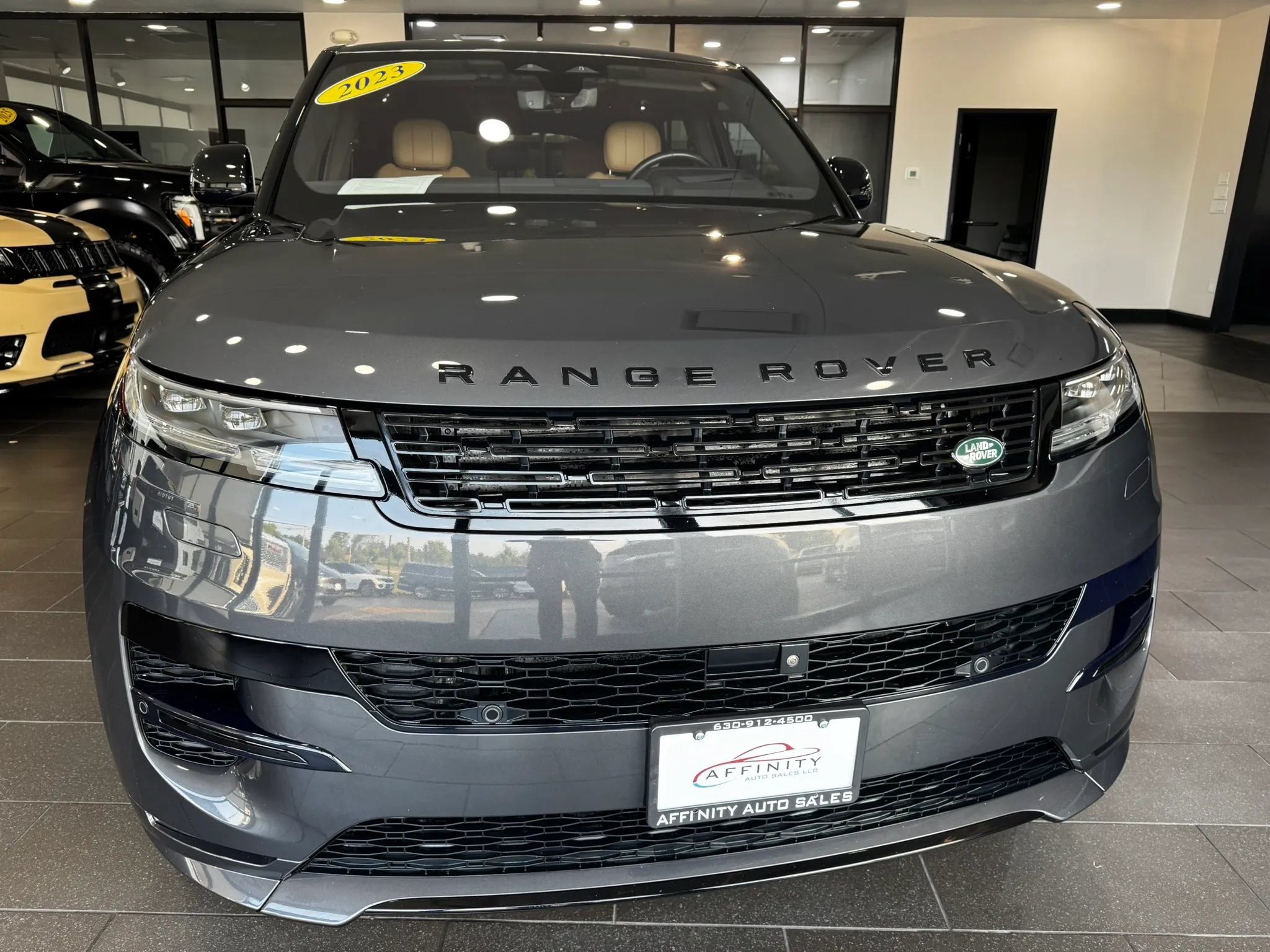 Used 2023 Land Rover Range Rover Sport SE Dynamic AWD/4WD image 8