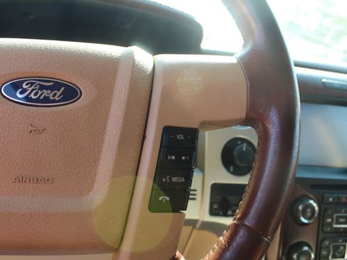 Used 2013 Ford F150 King Ranch w/ King Ranch Luxury Pkg image 12