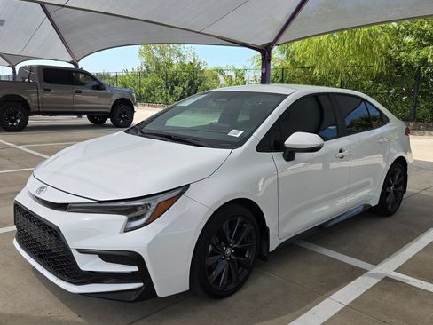 Used 2024 Toyota Corolla SE FWD image 1