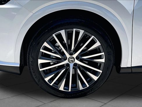 Used 2026 Lexus RX 350 Premium Plus w/ Accessory Package (Z1) FWD image 11