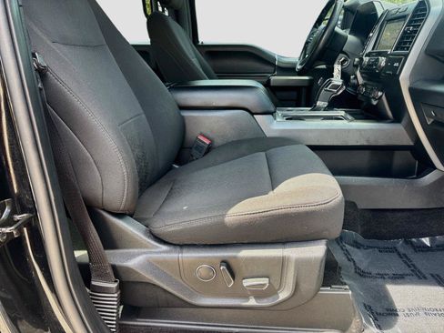 Used 2018 Ford F150 XLT w/ Equipment Group 302A Luxury AWD/4WD image 26