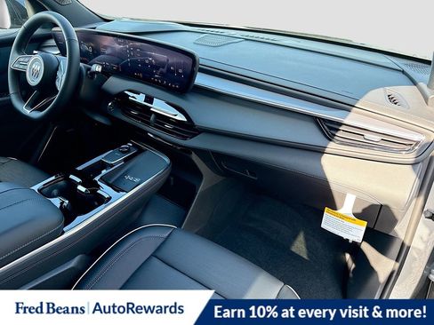 New 2026 Buick Enclave Sport Touring w/ Power Package image 32