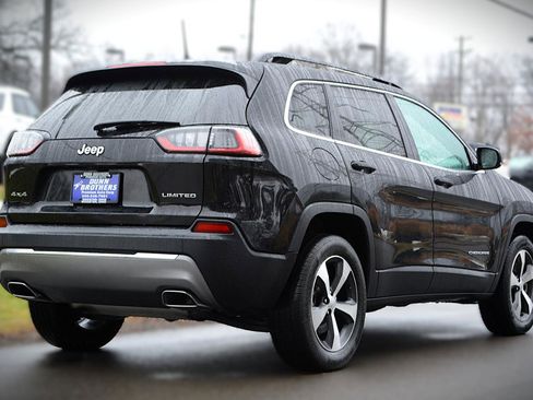 Used 2022 Jeep Cherokee Limited image 5