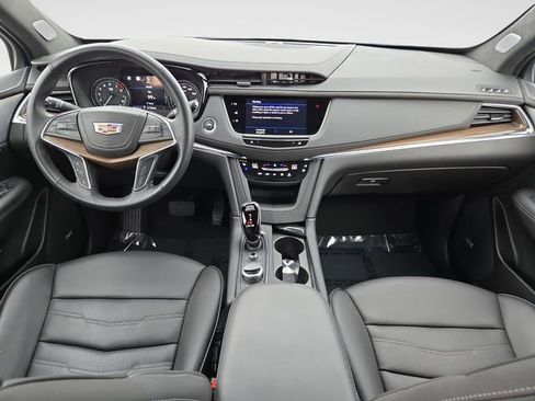 Certified 2024 Cadillac XT5 Premium Luxury w/ Platinum Package AWD/4WD image 11