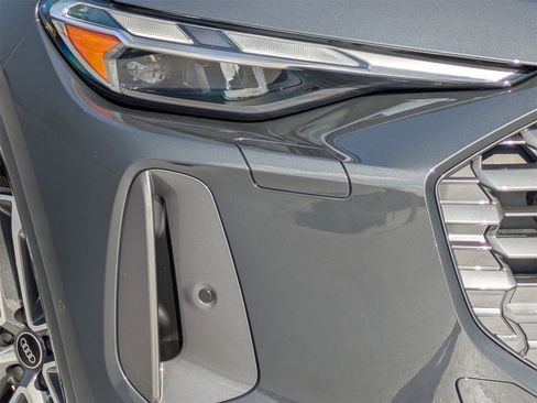 New 2025 Audi Q5 Premium image 16