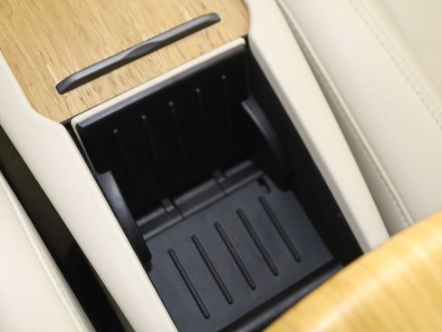 Used 2019 Tesla Model S 75D image 31