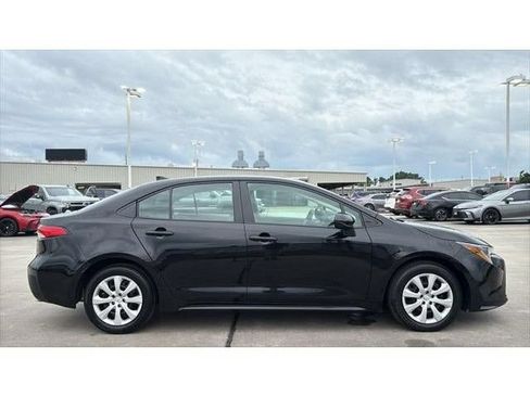 Certified 2024 Toyota Corolla LE FWD image 7