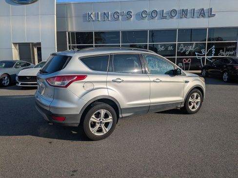Used 2014 Ford Escape SE w/ Equipment Group 201A image 3