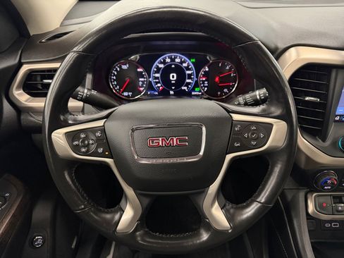 Used 2022 GMC Acadia Denali w/ Trailering Package AWD/4WD image 17