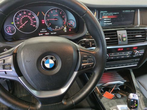 Used 2017 BMW X3 xDrive28i AWD/4WD image 2
