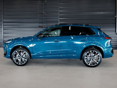 New 2026 Audi Q3 quattro 2.0T AWD/4WD image 14