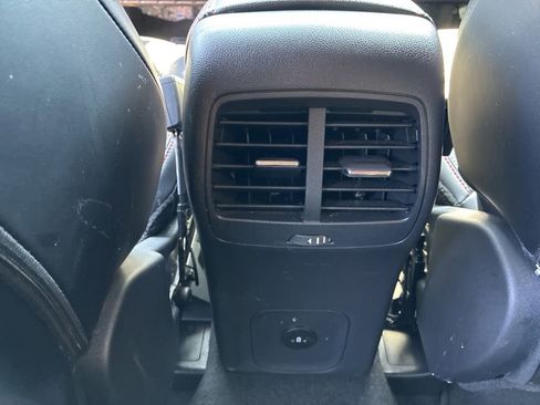 Certified 2025 Ford Escape ST-Line AWD/4WD image 18