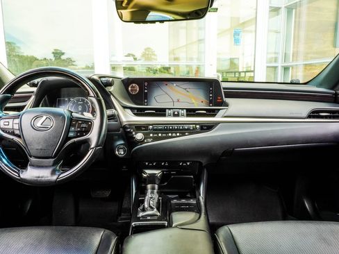 Used 2021 Lexus ES 350 w/ Premium Package FWD image 5