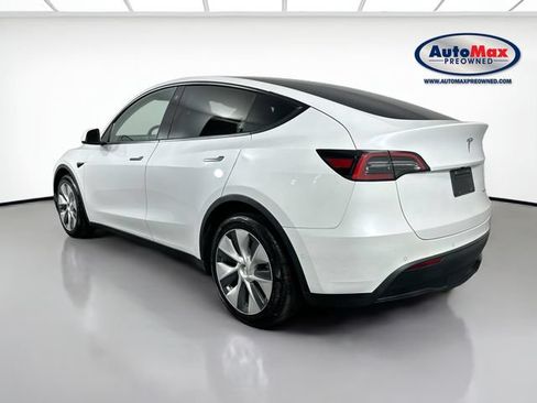 Used 2022 Tesla Model Y Long Range AWD/4WD image 6
