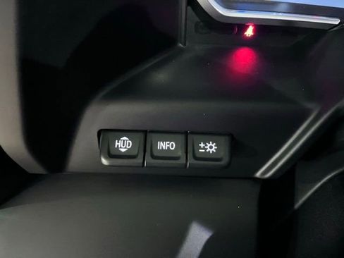 Used 2024 GMC Sierra 2500 Denali Ultimate image 27