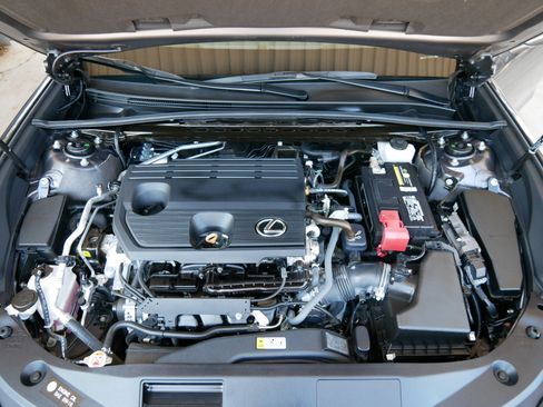 Used 2023 Lexus ES 250 w/ Premium Package AWD/4WD image 23