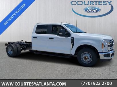 New 2025 Ford F350 XL w/ XL Chrome Package