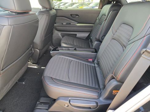 New 2026 Nissan Pathfinder Rock Creek AWD/4WD image 13