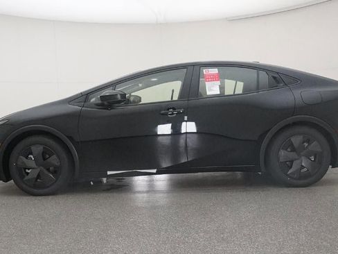 New 2026 Toyota Prius SE image 42