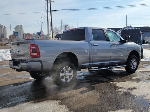 Used 2024 RAM 2500 Big Horn w/ Safety Group image 4