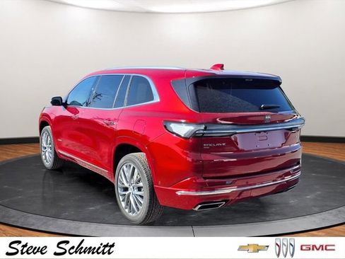 Certified 2025 Buick Enclave Avenir w/ Super Cruise Package AWD/4WD image 3