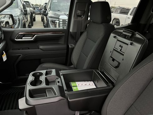 New 2026 GMC Sierra 1500 Elevation image 18