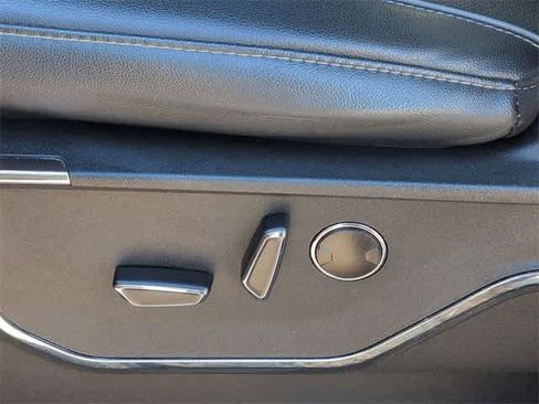 Used 2023 Ford F150 Lariat w/ Equipment Group 502A High image 17