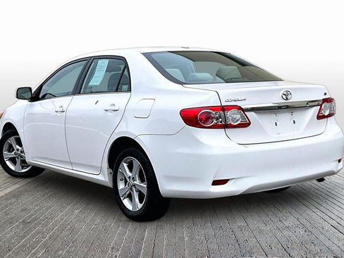 Used 2013 Toyota Corolla LE w/ Premium Pkg image 6