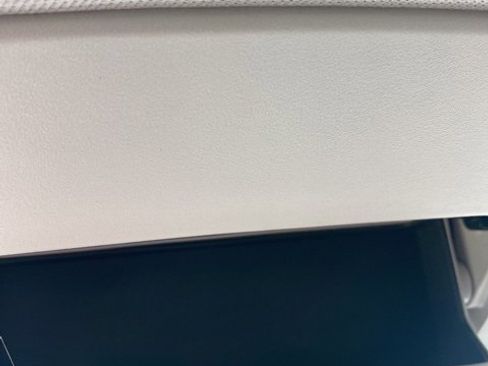 New 2025 Ford Expedition Active image 43