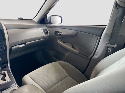 Used 2010 Toyota Corolla LE FWD image 21