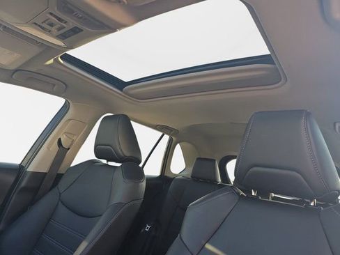 Used 2024 Toyota RAV4 XLE Premium image 29