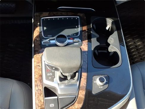 Used 2018 Audi Q7 3.0T Premium Plus w/ Premium Plus Package image 16