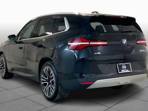 Used 2025 BMW X3 xDrive30i w/ Premium Package image 11