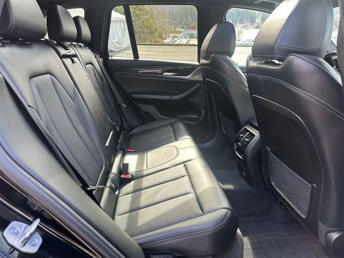 Used 2022 BMW X3 xDrive30i w/ Premium Package image 12