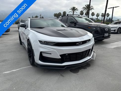 Used 2022 Chevrolet Camaro SS RWD image 1