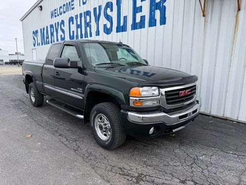 Used 2004 GMC Sierra 2500 SLT w/ Heavy-Duty Power Package image 1