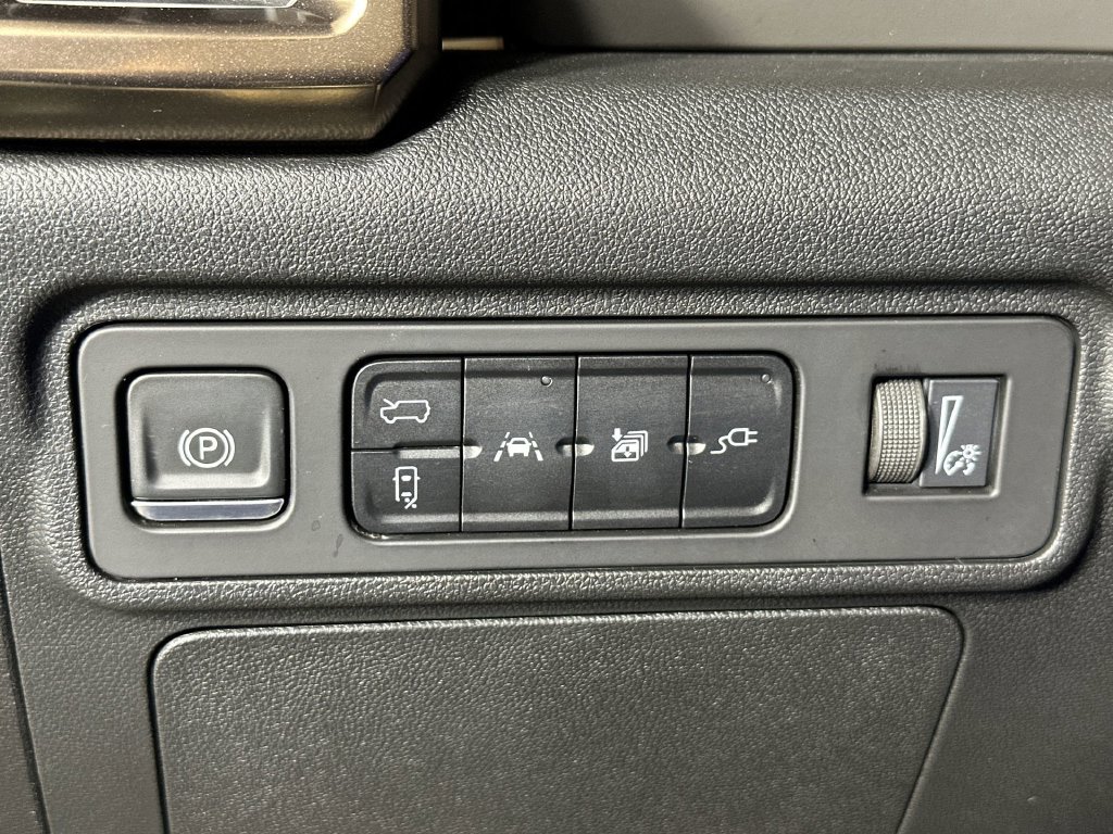 Used 2024 GMC Hummer EV 3X AWD/4WD image 20