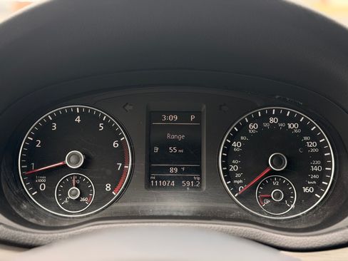 Used 2015 Volkswagen Passat 1.8T SE FWD image 19