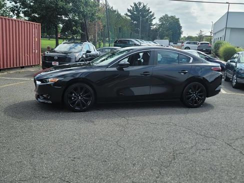 Used 2024 MAZDA MAZDA3 s FWD image 6