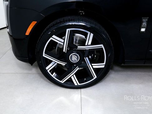 New 2027 Rolls-Royce Cullinan Black Badge AWD/4WD image 42