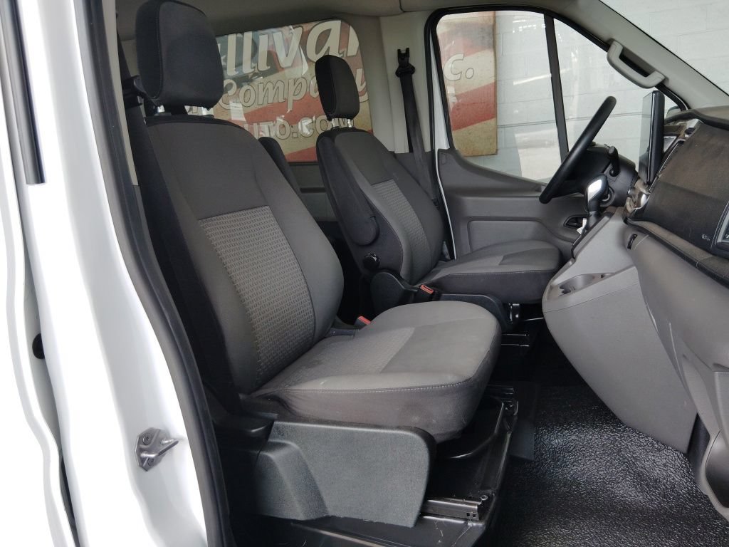 Used 2024 Ford Transit 350 XLT RWD image 13