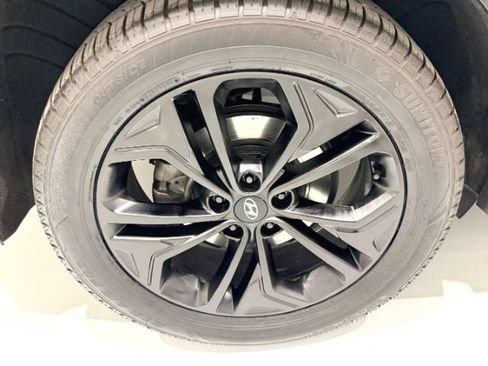 Used 2020 Hyundai Santa Fe Limited FWD image 8