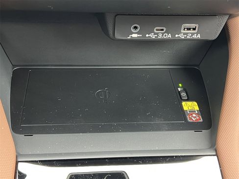 New 2025 Subaru Forester Touring image 32