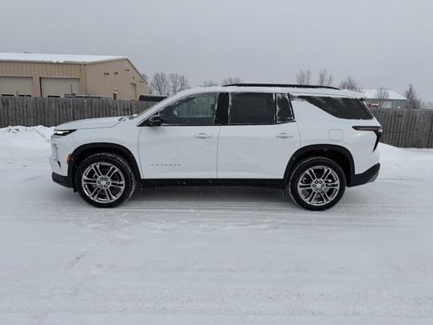 New 2026 Chevrolet Traverse LT w/ LPO, Floor Liner Package image 2