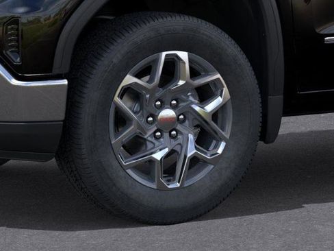 New 2026 GMC Sierra 1500 SLE image 9